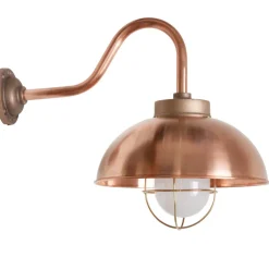 AuĂenwandleuchte aus Bronzeguss, Kupfer oder galvanisiertem Eisen 7222