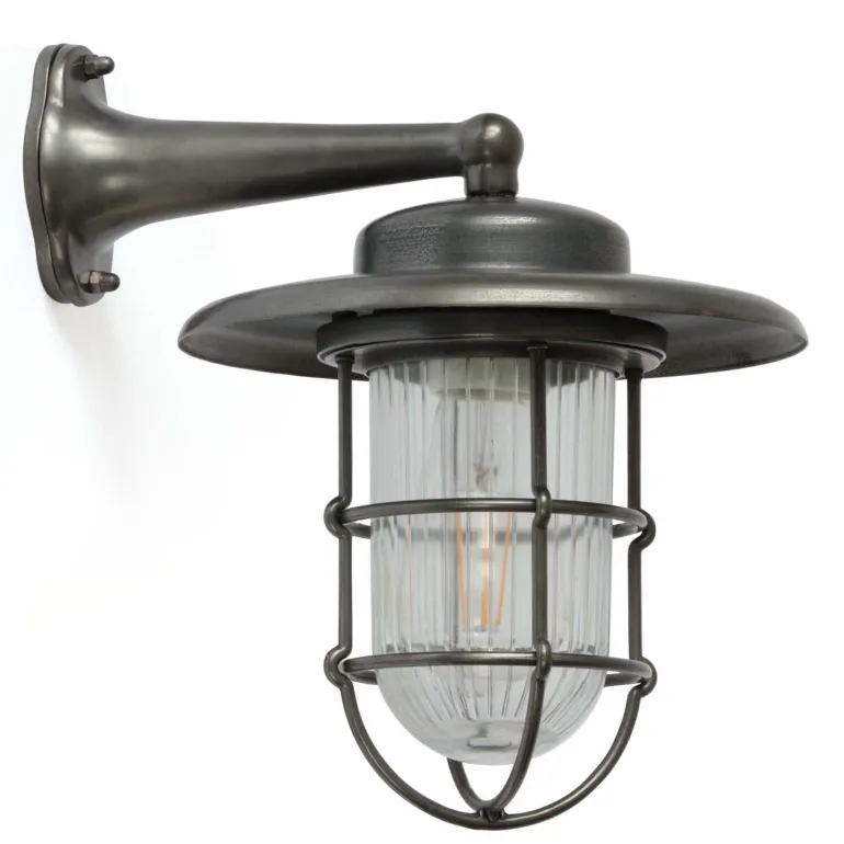 Außenwandleuchte N° 753 aus Messing mit Schutzglas