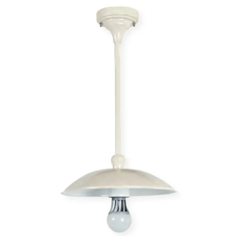 Deckenlampe für außen mit Tellerschirm