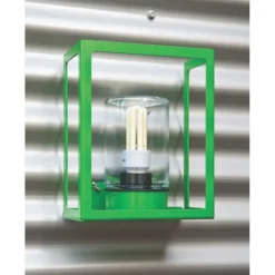 Flache Design-Außenlampe Hugy mit IP 65