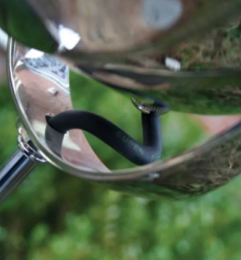 Flexible Messing-Standleuchte Macro