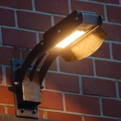 Große Design-Wandleuchte aus Schmiedeeisen WL 3637