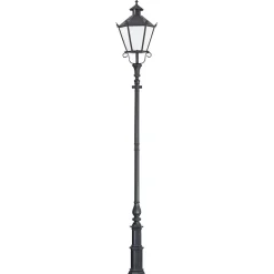 Große historische Stadtleuchte Alt Berlin S 21 mit Gussmast