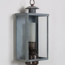 Historische Petroleum-Wandleuchte Matine GM