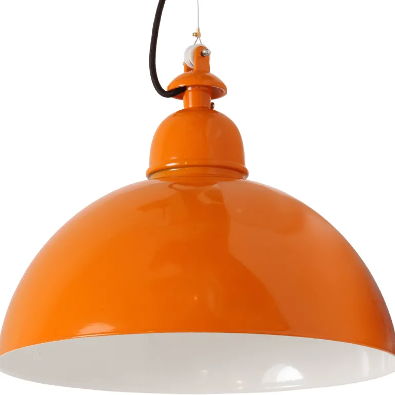 Hängeleuchte aus Aluminium Kehl mit Halbkugelschirm