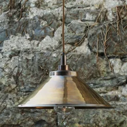 Irische Pendelleuchte Neris, IP65