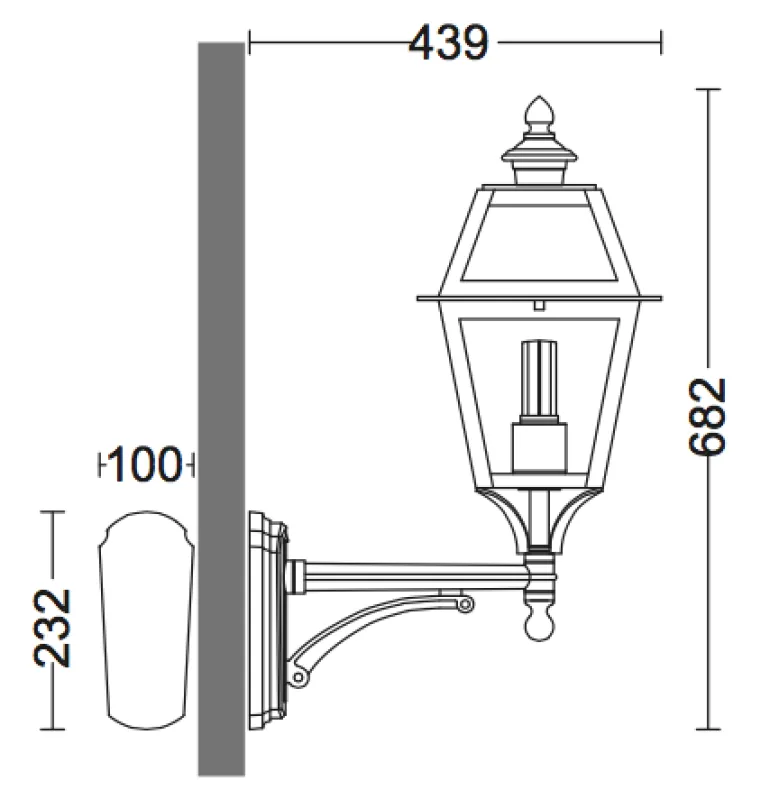 Klassische Wandleuchte für außen am schlichten Arm
