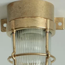 Kleine Messing-Wandlampe N° 43 für außen