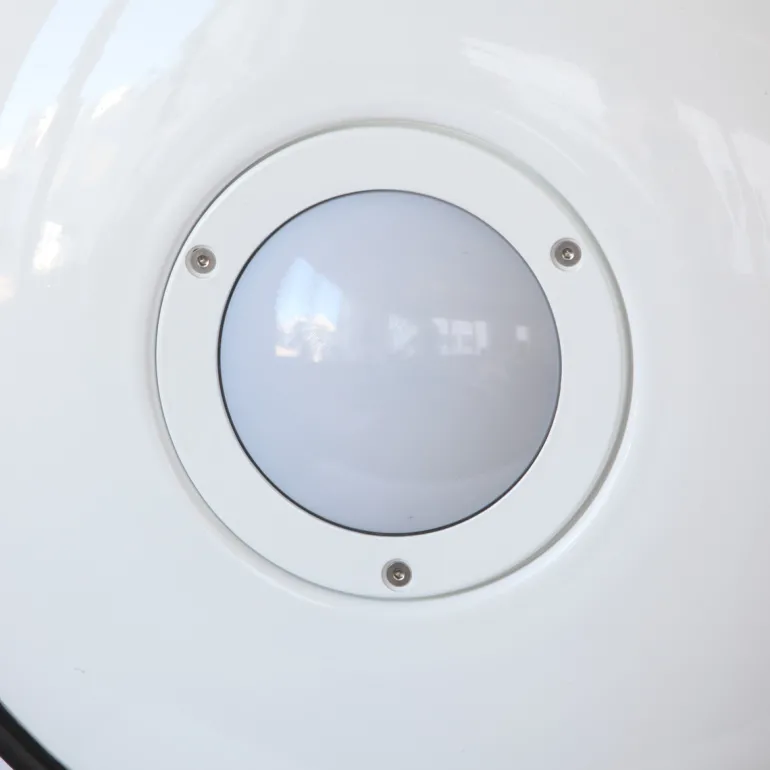 LED-Wandlampe für außen, nach vorne gerichtet
