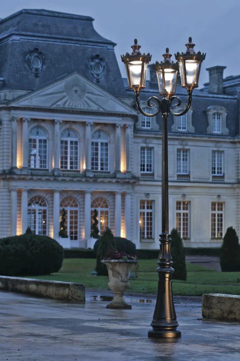 Mehrflammige Schloss-Laterne mit LED im Empirestil Louvre