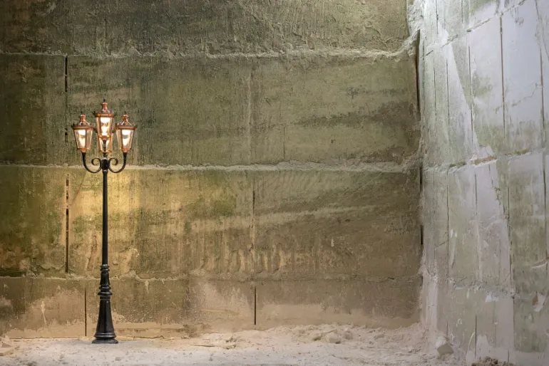 Mehrflammige Schloss-Laterne mit LED im Empirestil Louvre