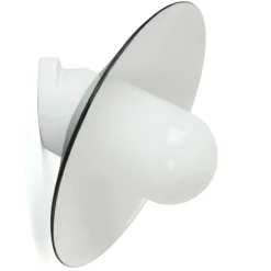 Porzellan-Wandleuchte mit Aluminiumschirm