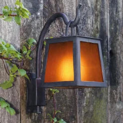 Stimmungsvolle Wandleuchte für außen mit farbigem Glas WL 3705