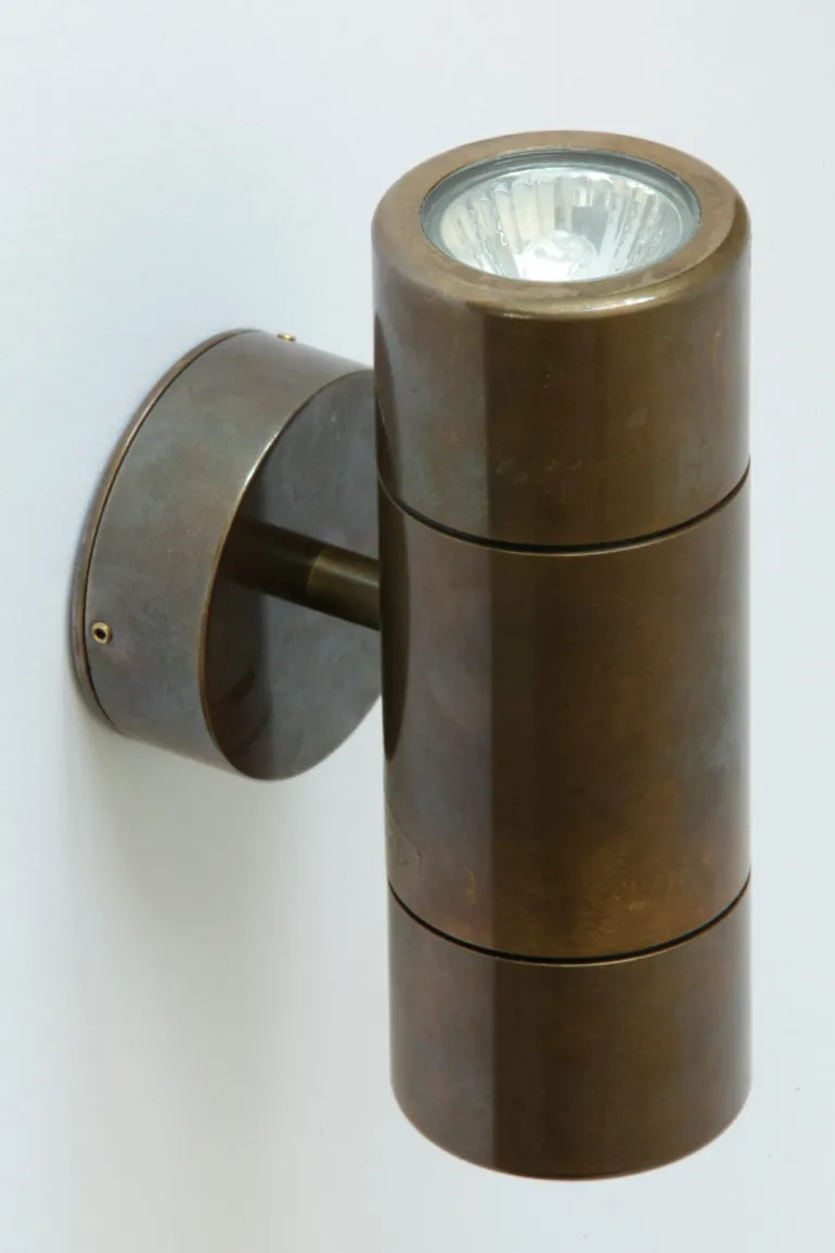 Up and Down-Strahler Clare aus Messing, IP65