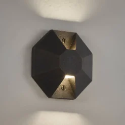 Wandfluter Octo aus Messingguss mit 1, 2 oder 3 Öffnungen