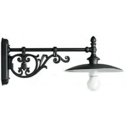 Wandlampe für Außen mit historischem Wandarm