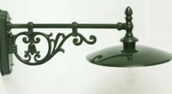 Wandlampe für Außen mit historischem Wandarm