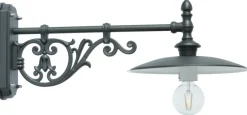 Wandlampe für Außen mit historischem Wandarm