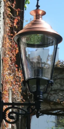 Wandleuchte Marienburg 41 mit niederrheinischer Kupfer-Laterne